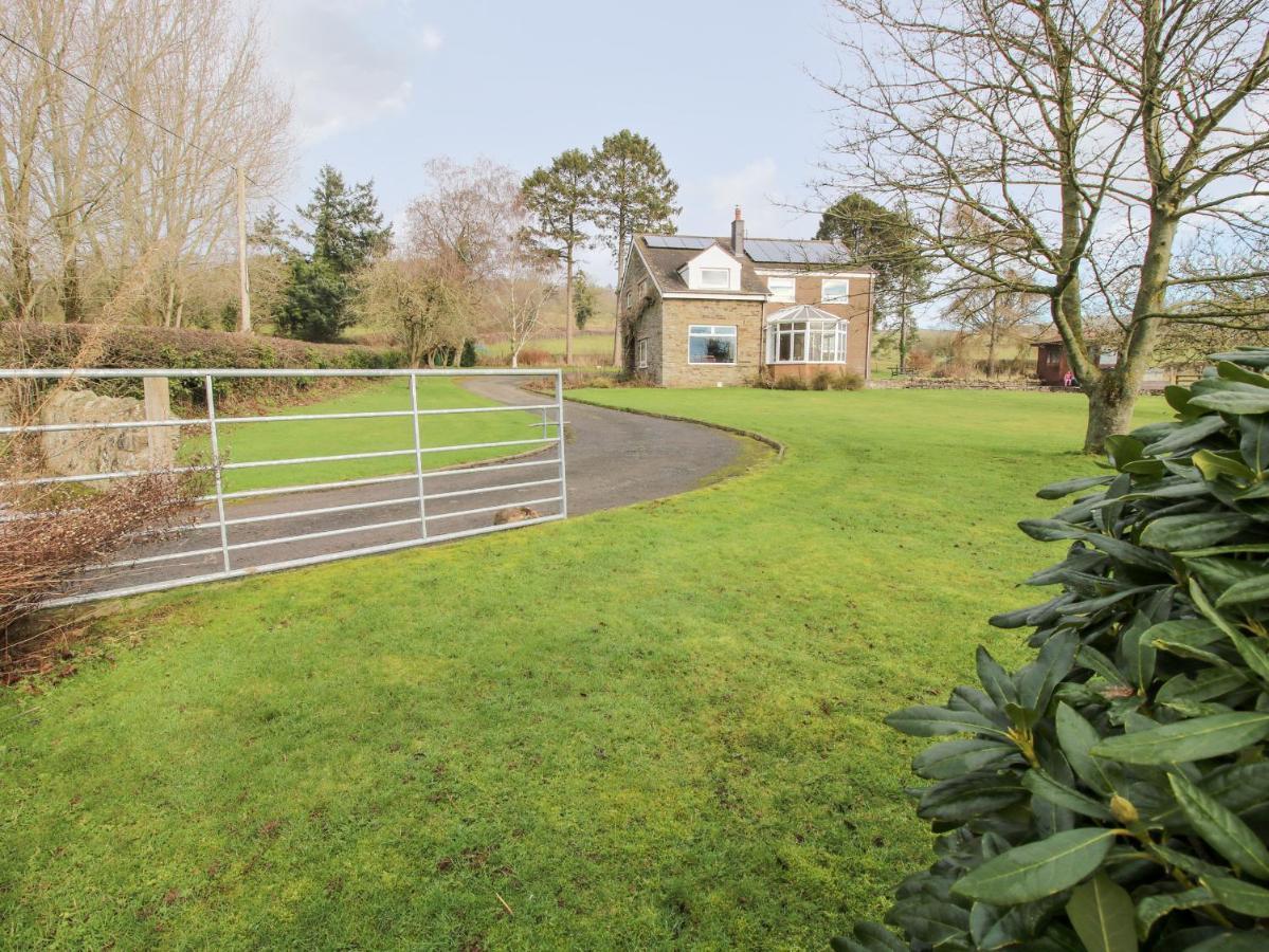 Bicton Lea Villa Acton  ภายนอก รูปภาพ