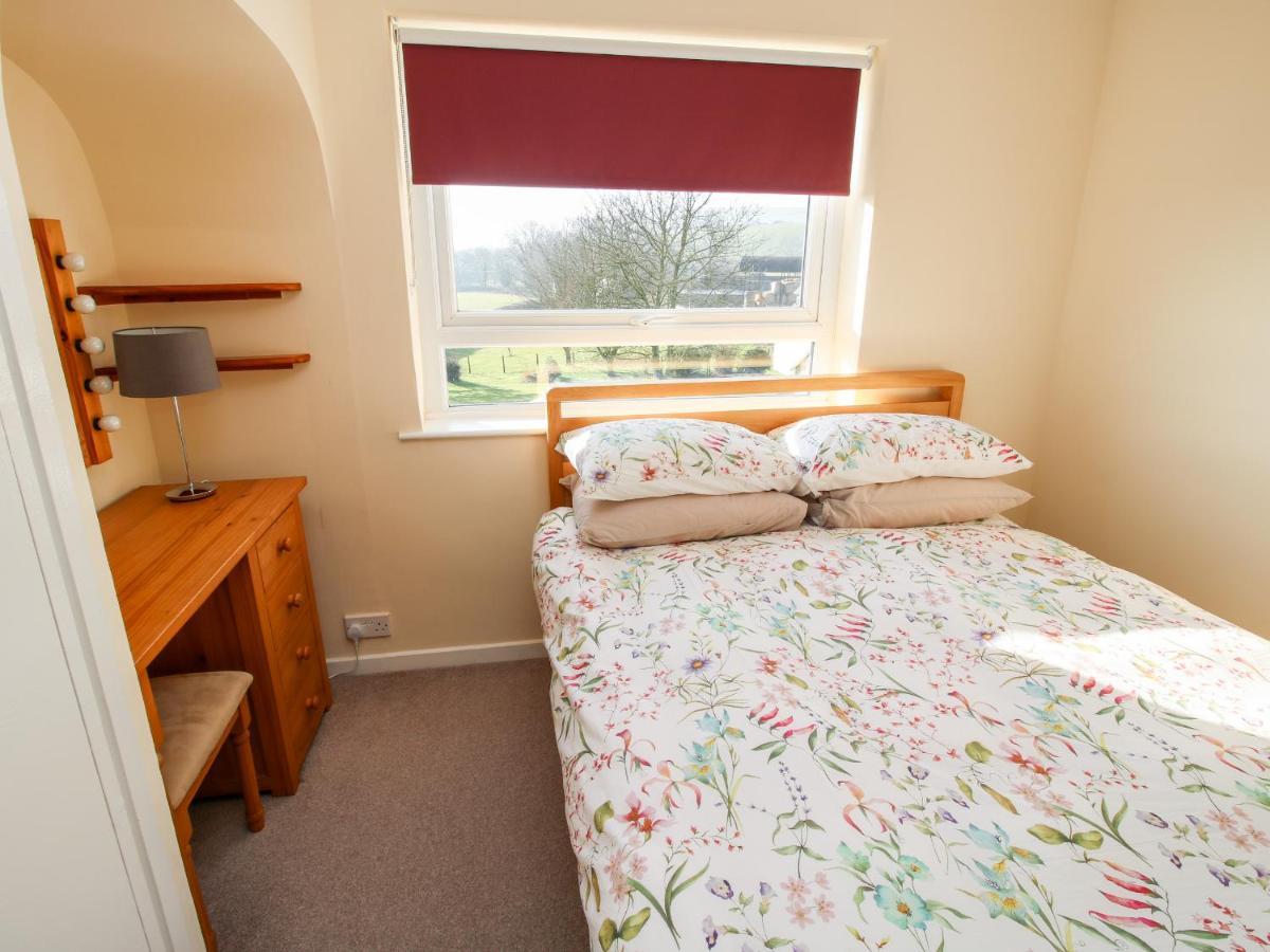 Bicton Lea Villa Acton  ภายนอก รูปภาพ